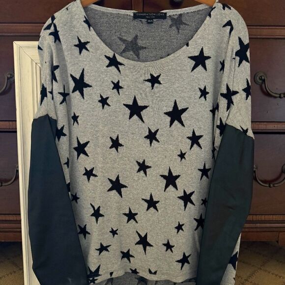 Generation Love black starred puloover w manmade leather sleeves XS/S - Picture 1 of 11